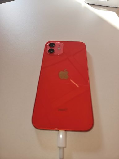 iPhone 12 128GB rot